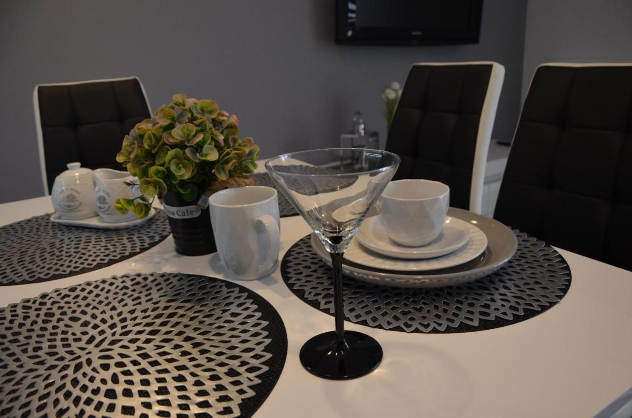 Apartament Deluxe 1 Освиенцим Екстериор снимка